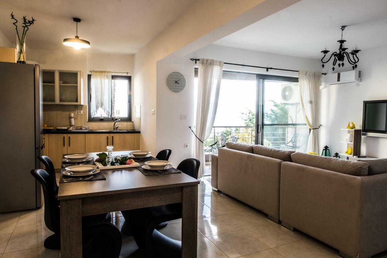Holy Paraskevi Apartment Agios Nikolaos  Bagian luar foto