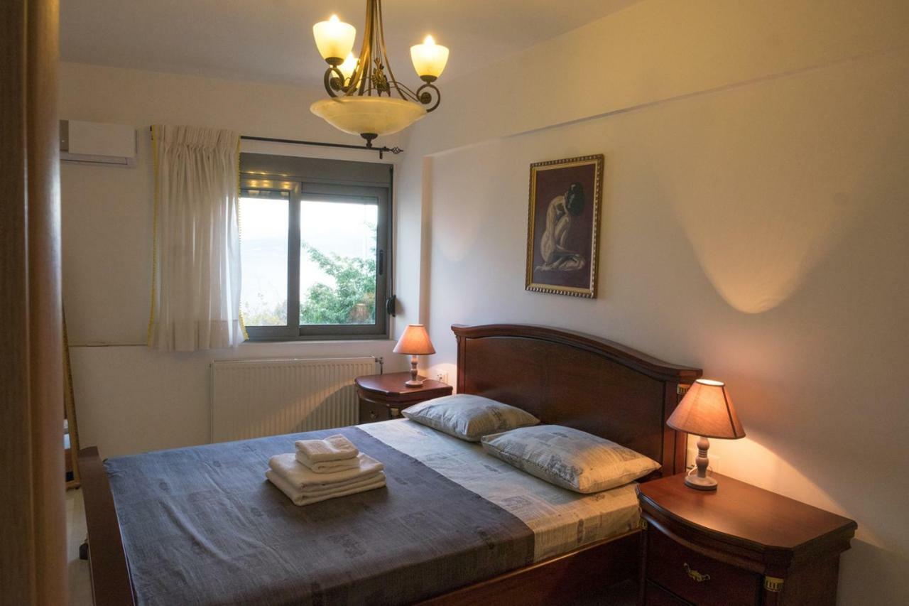 Holy Paraskevi Apartment Agios Nikolaos  Bagian luar foto